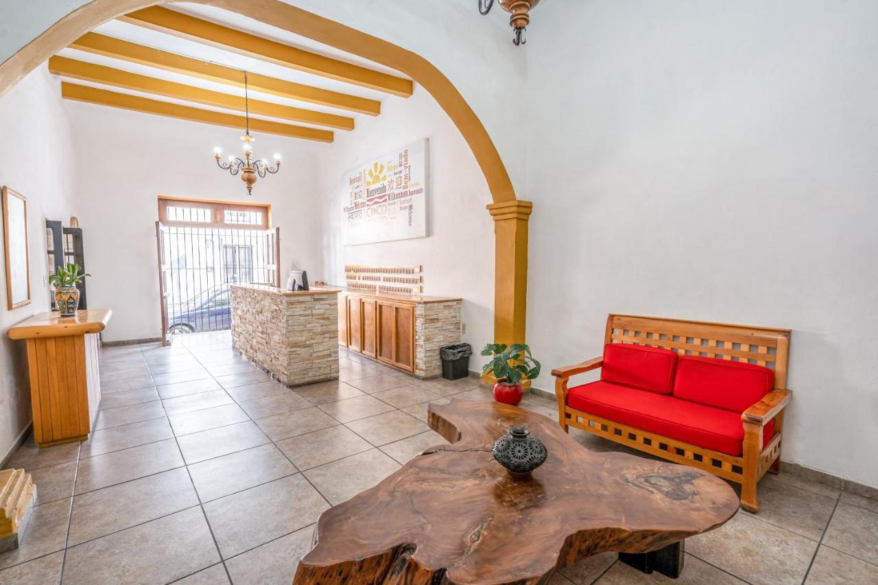 Cinco De Mayo Hotel كويريتارو المظهر الخارجي الصورة